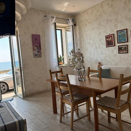 Casa Vacanza Sweet Home จีอาร์ดีนี นักซอส ภายนอก รูปภาพ
