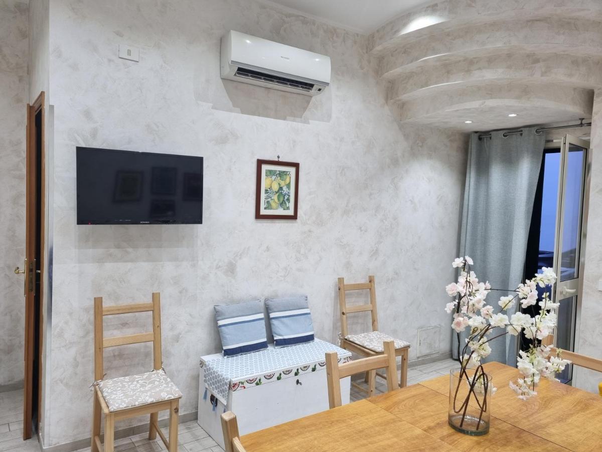 Casa Vacanza Sweet Home จีอาร์ดีนี นักซอส ภายนอก รูปภาพ