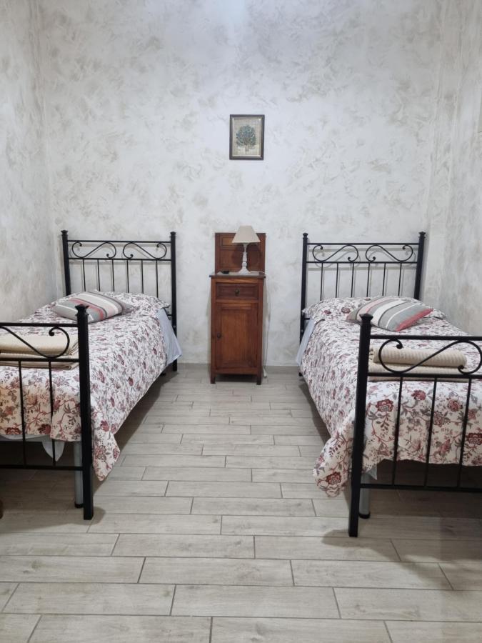 Casa Vacanza Sweet Home จีอาร์ดีนี นักซอส ภายนอก รูปภาพ