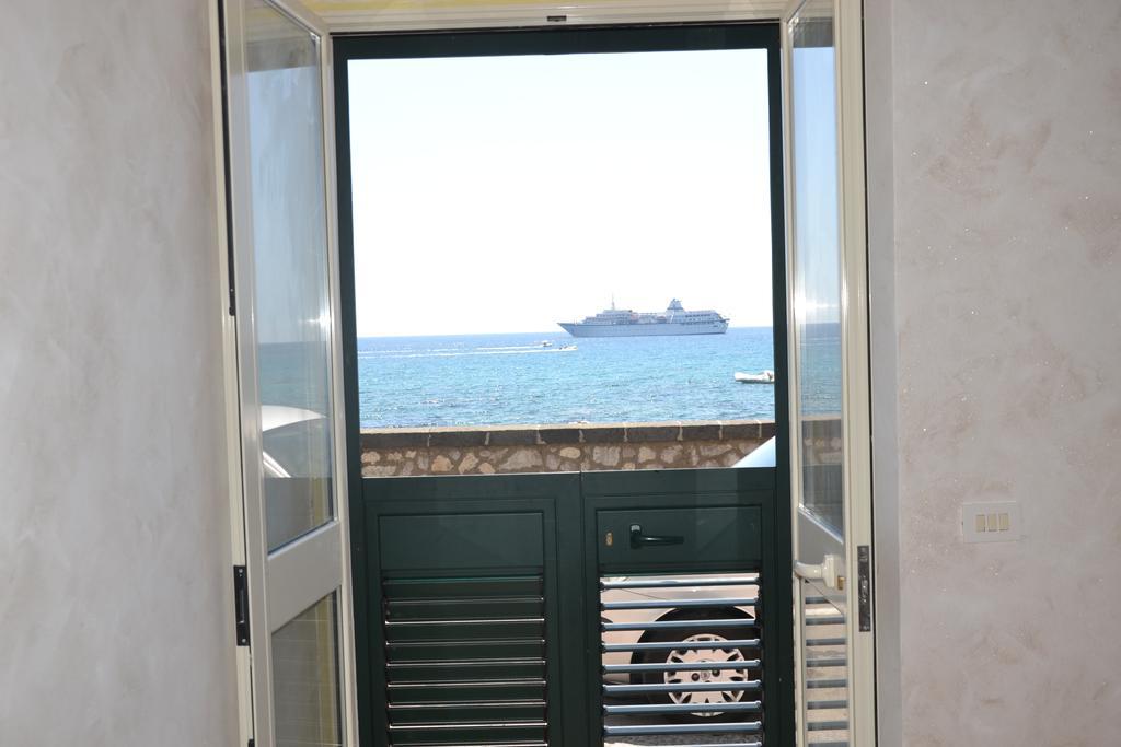 Casa Vacanza Sweet Home จีอาร์ดีนี นักซอส ภายนอก รูปภาพ