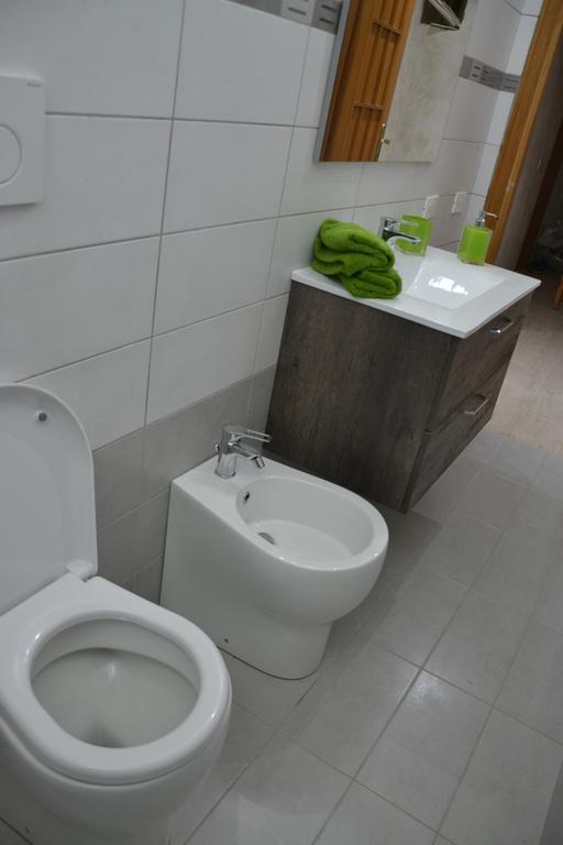 Casa Vacanza Sweet Home จีอาร์ดีนี นักซอส ภายนอก รูปภาพ