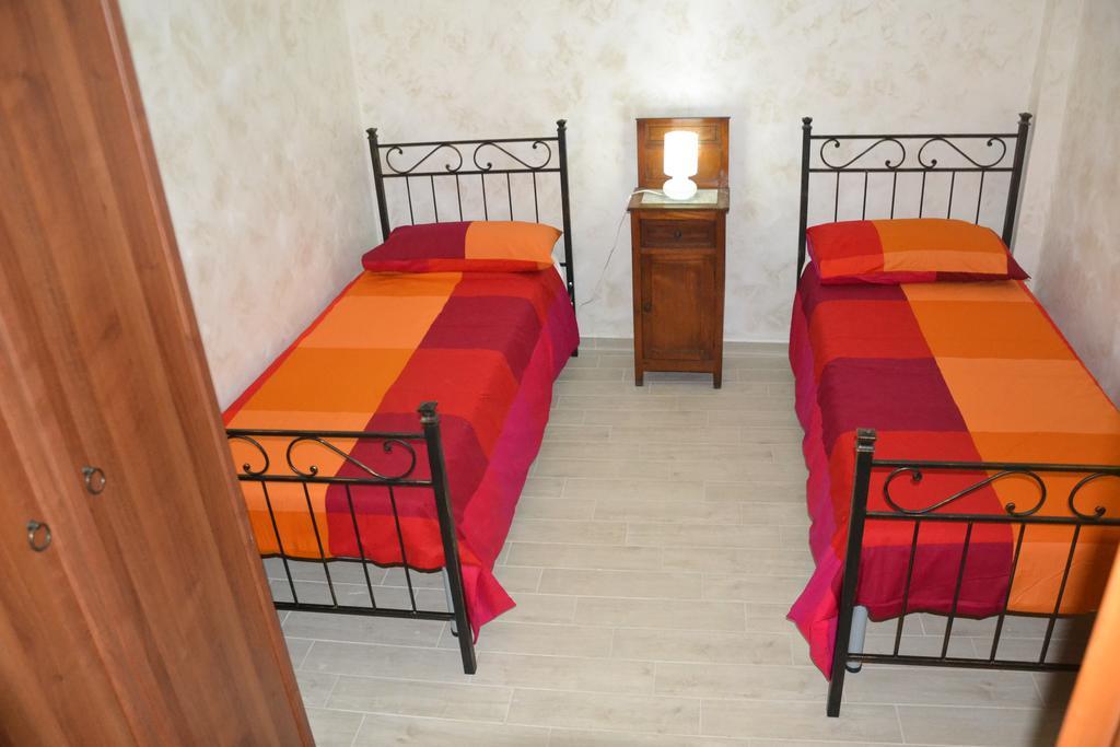 Casa Vacanza Sweet Home จีอาร์ดีนี นักซอส ภายนอก รูปภาพ