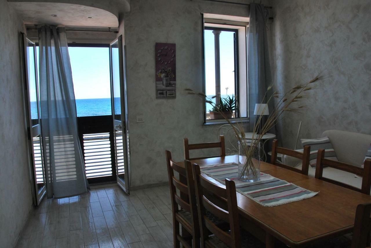 Casa Vacanza Sweet Home จีอาร์ดีนี นักซอส ภายนอก รูปภาพ