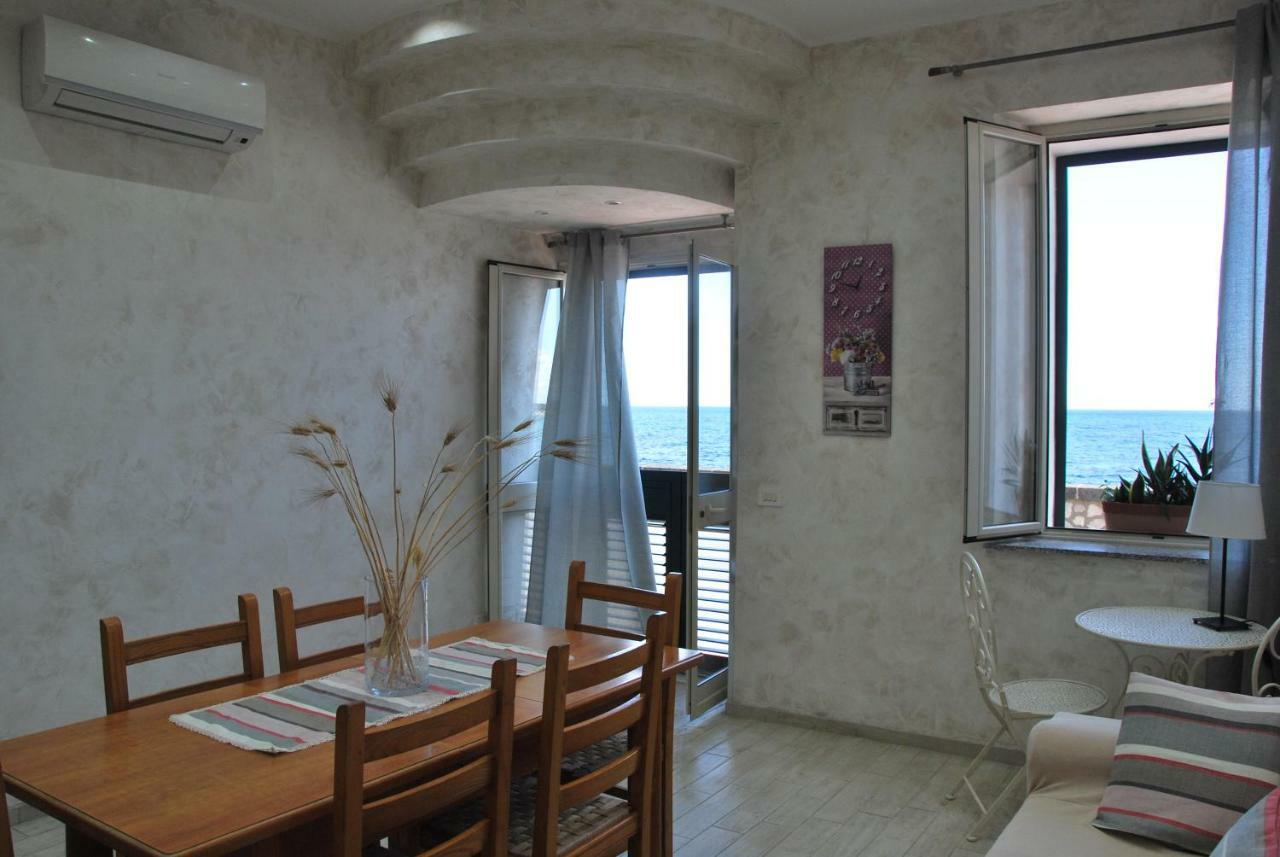 Casa Vacanza Sweet Home จีอาร์ดีนี นักซอส ภายนอก รูปภาพ